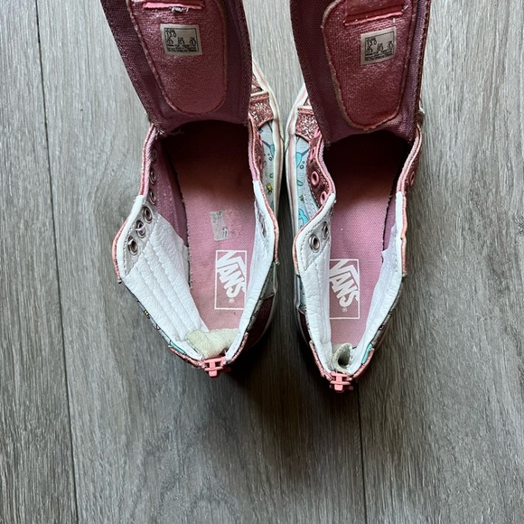 Vans Pink Sparkle and Blue Shark Party Sk8 High Sneakers Size 13 PLAY - Picture 8 of 9